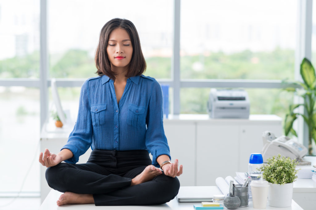 7 tactics to get more done in less time for yoga teachers 11 AdobeStock 85142083